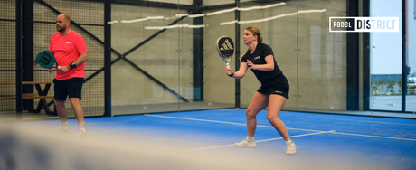 Puntentelling padel bijgehouden op het scorebord tijdens een wedstrijd