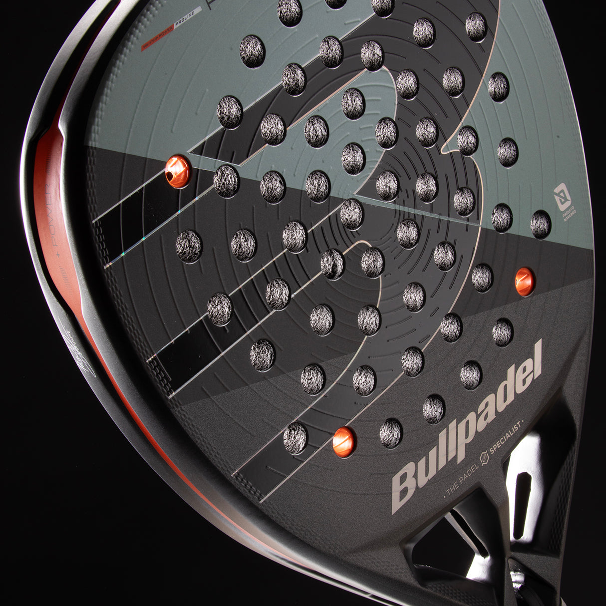 Bullpadel Padelracket Hack 04 Comfort 26